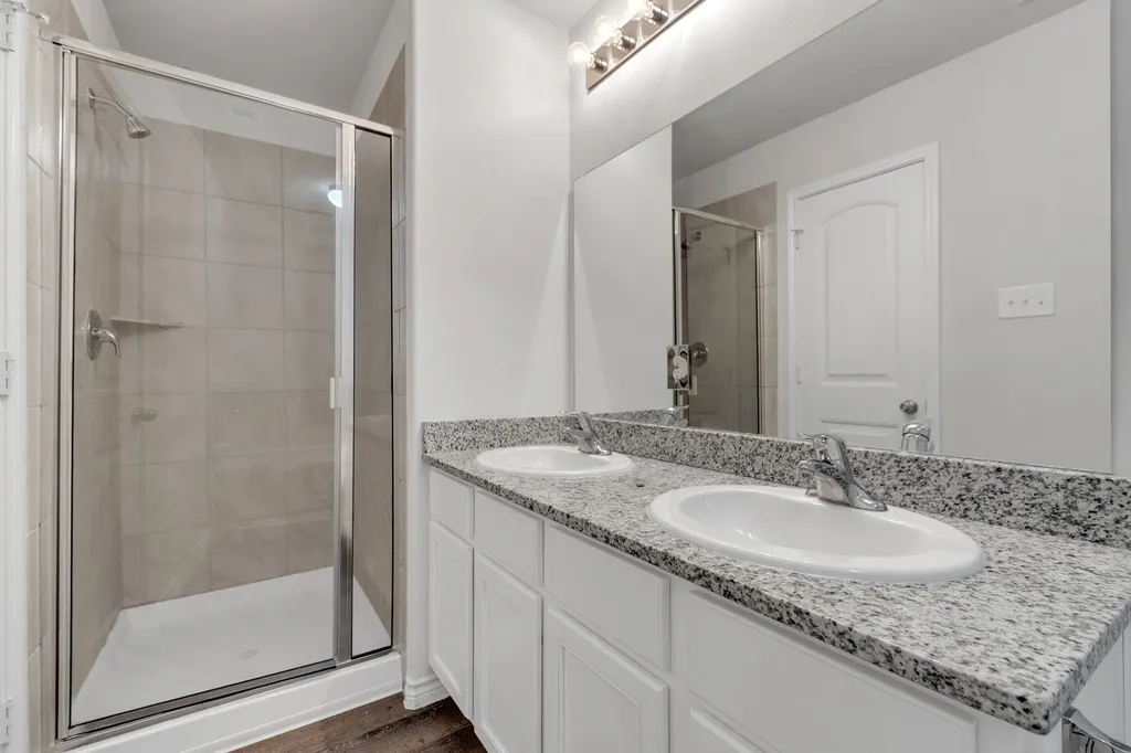 5620 Topwater Trail Fort Worth TX 76119