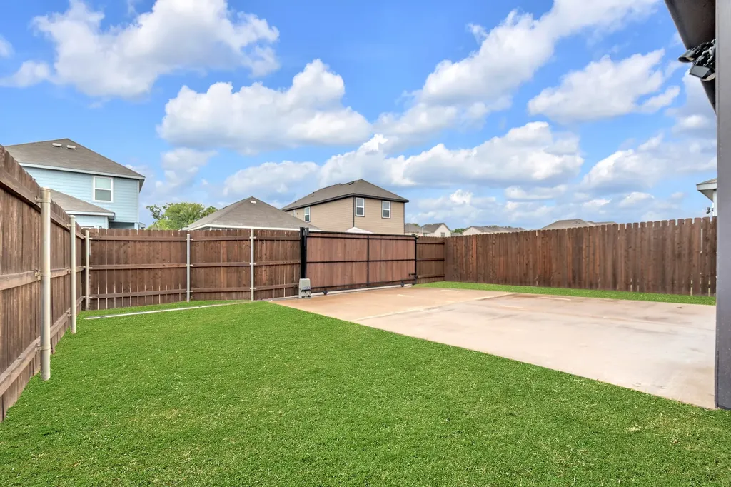 5620 Topwater Trail Fort Worth TX 76119