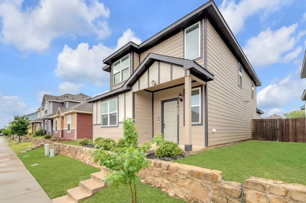 5620 Topwater Trail Fort Worth TX 76119