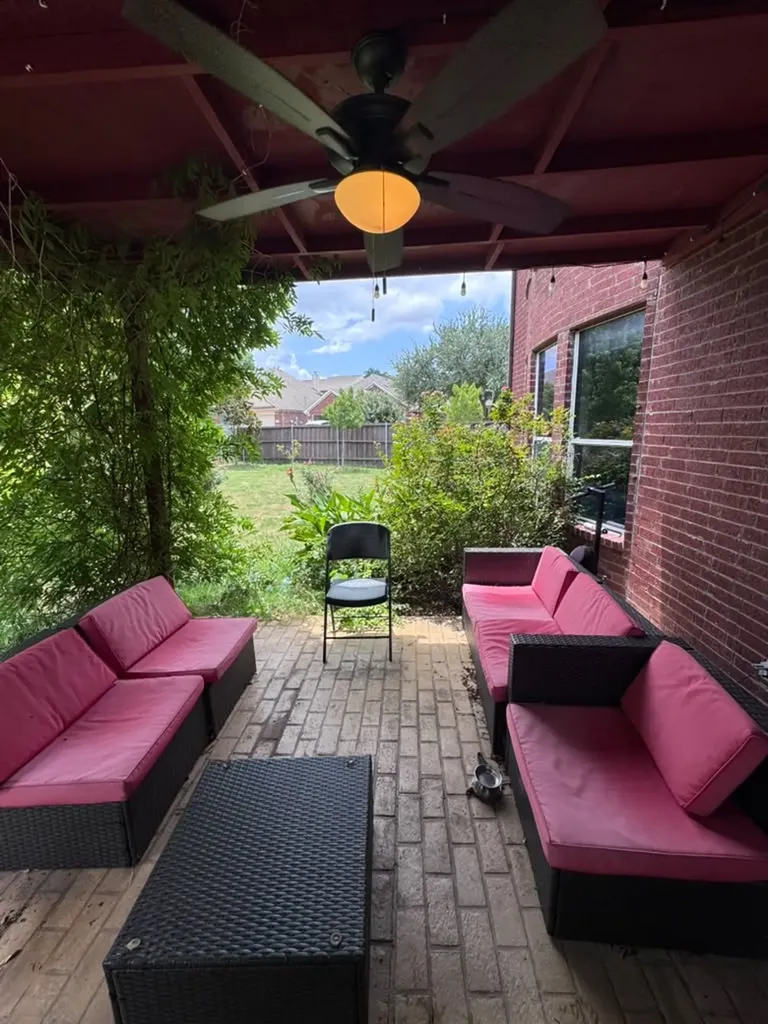 814 Honey Hill Drive Garland TX 75040