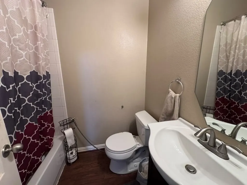 814 Honey Hill Drive Garland TX 75040