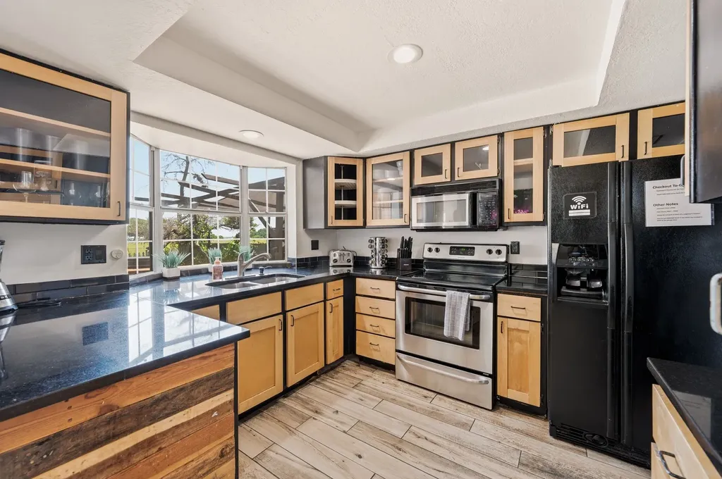 5402 Peninsula Way Garland TX 75043