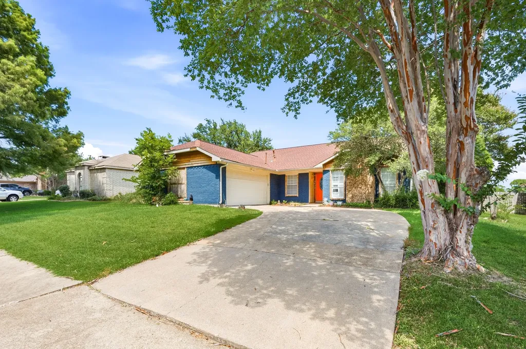 5402 Peninsula Way Garland TX 75043