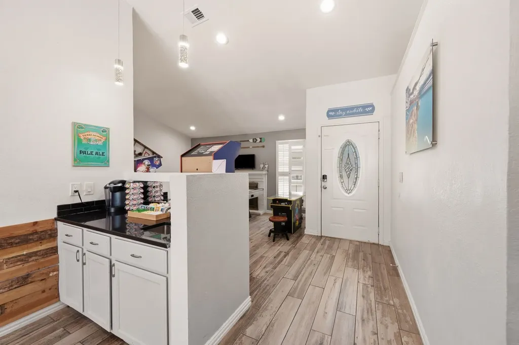 5402 Peninsula Way Garland TX 75043