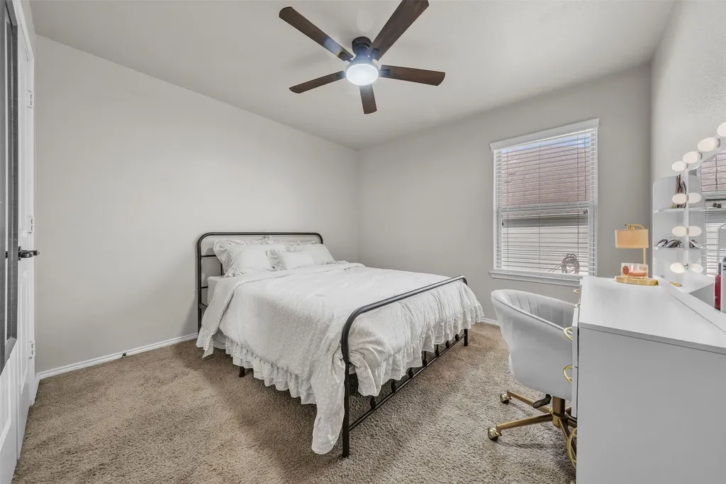 381 Coral Vine Lane Burleson TX 76028