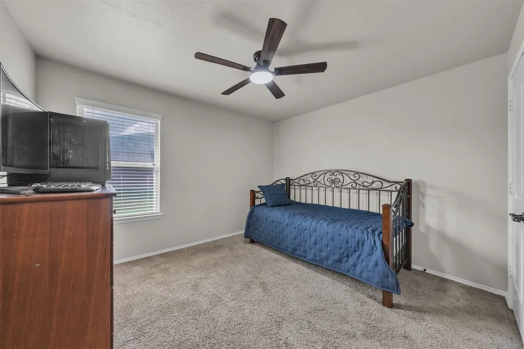 381 Coral Vine Lane Burleson TX 76028