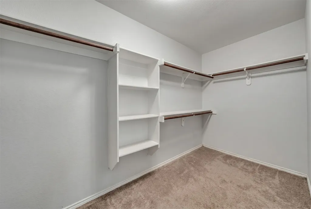 381 Coral Vine Lane Burleson TX 76028