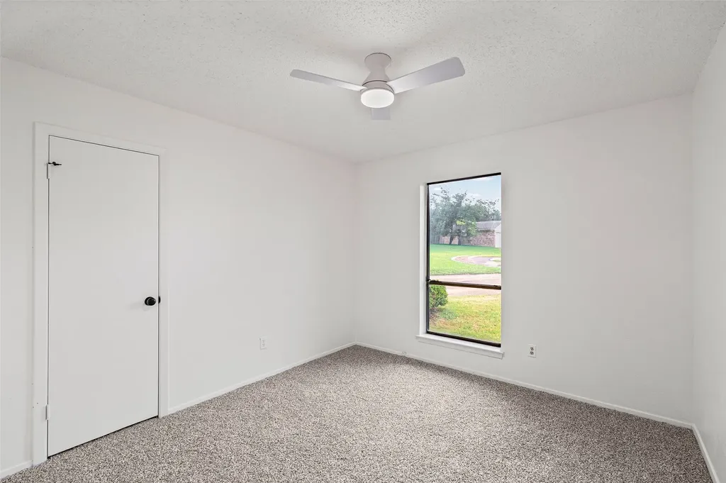 1915 Westover Court Arlington TX 76015