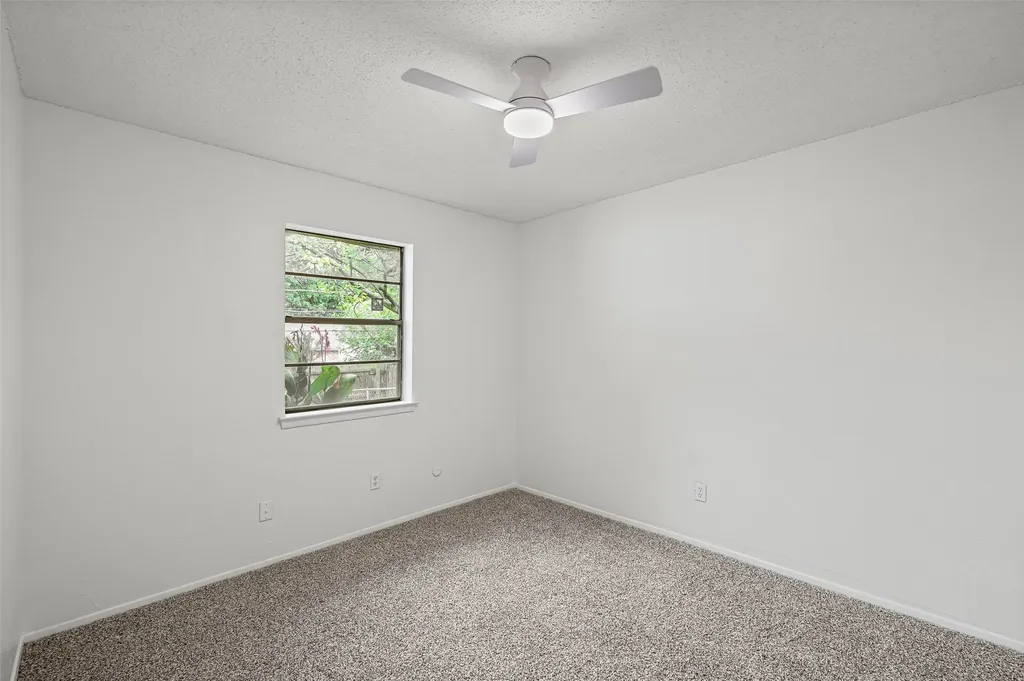 1915 Westover Court Arlington TX 76015