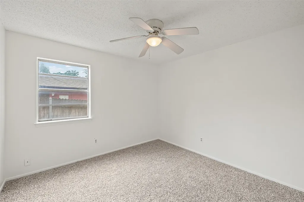 1915 Westover Court Arlington TX 76015