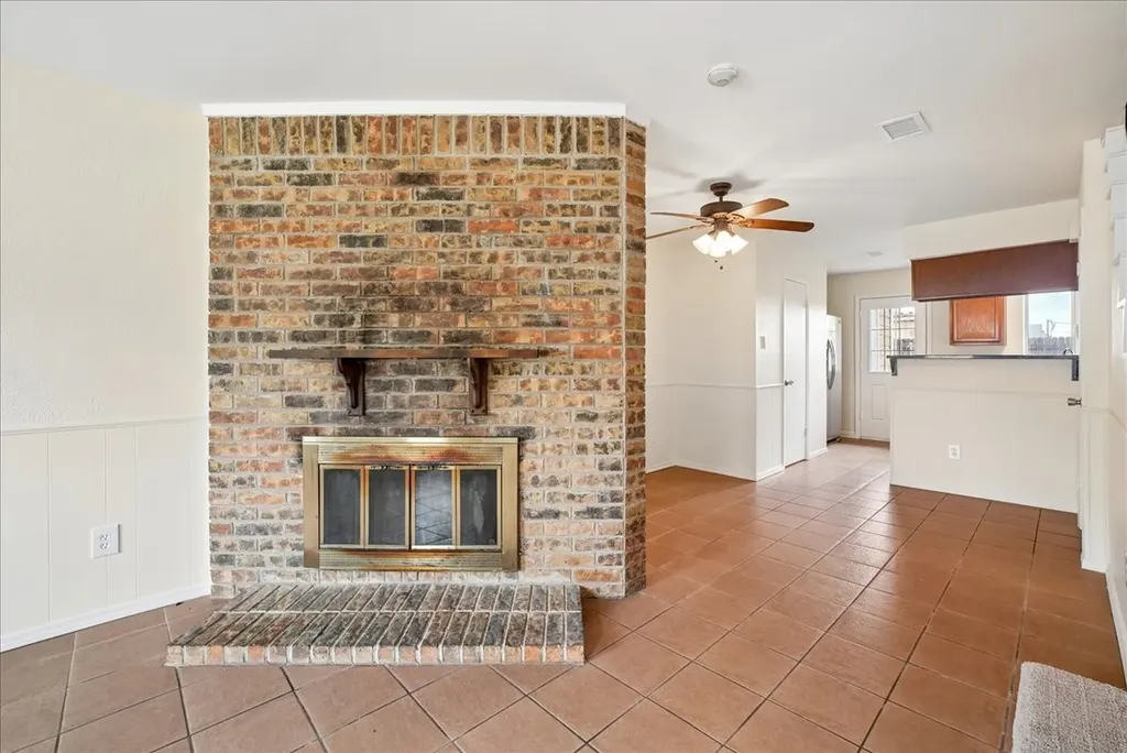 703 Lee Street Mesquite TX 75149
