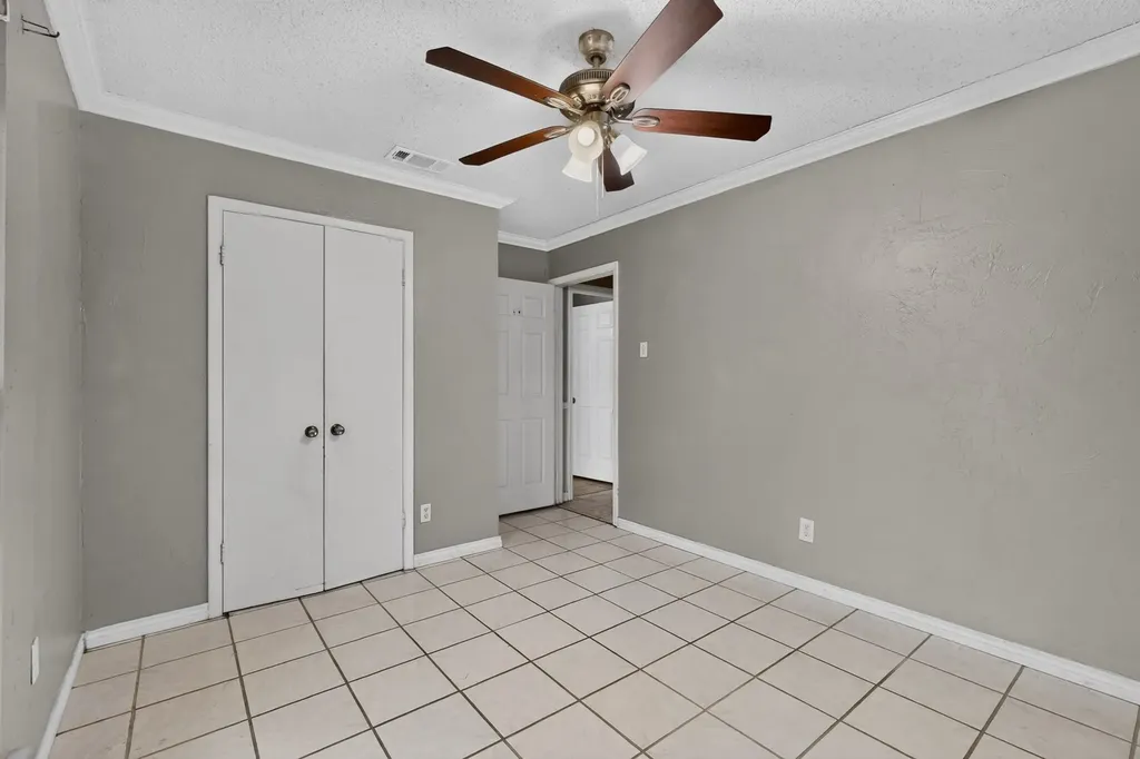1506 Town Bluff Street Garland TX 75040
