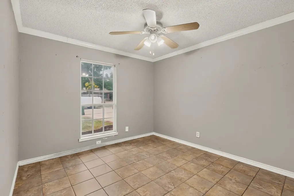 1506 Town Bluff Street Garland TX 75040