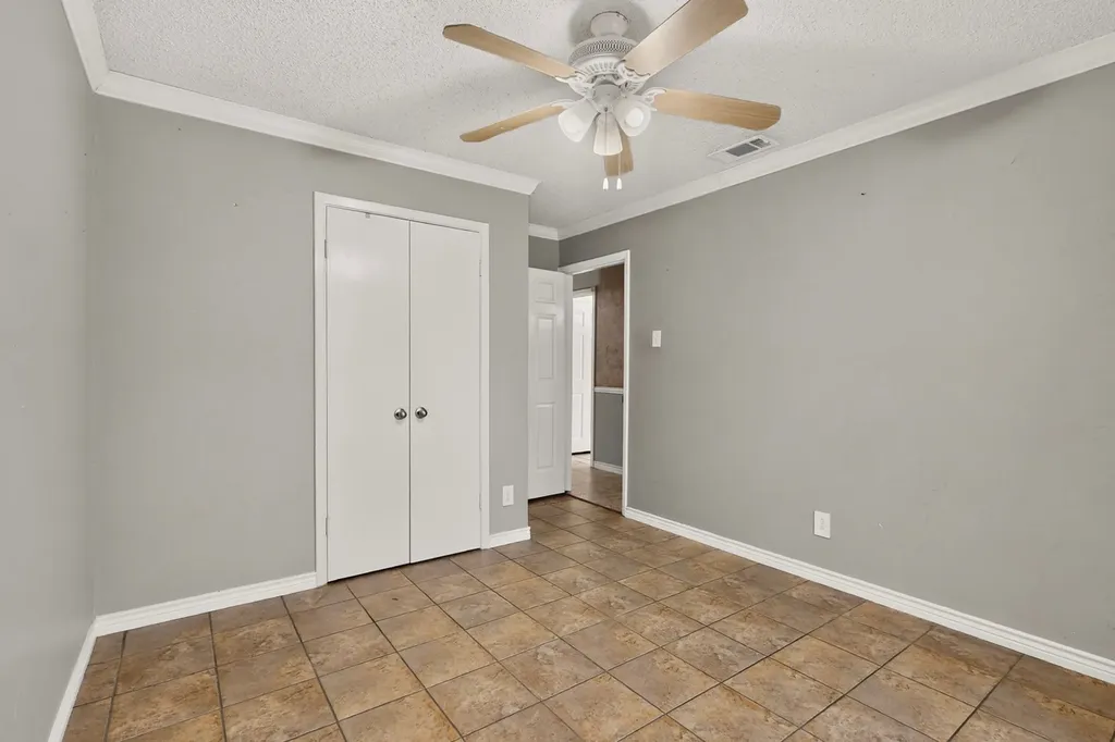 1506 Town Bluff Street Garland TX 75040