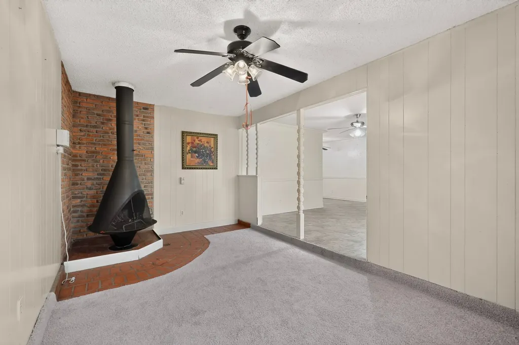 1506 Town Bluff Street Garland TX 75040