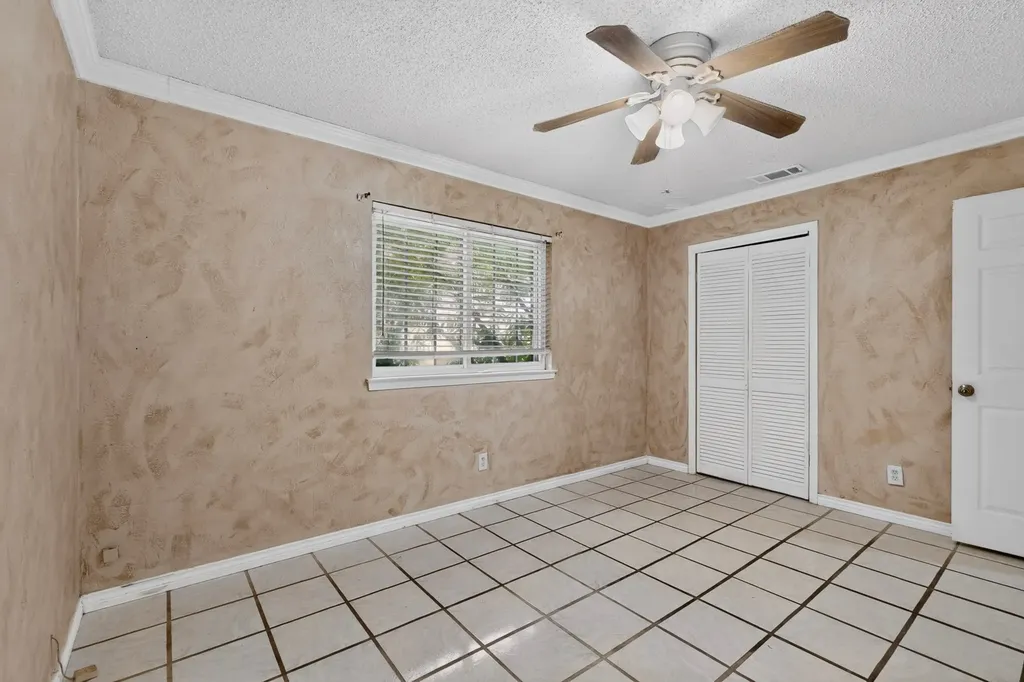 1506 Town Bluff Street Garland TX 75040