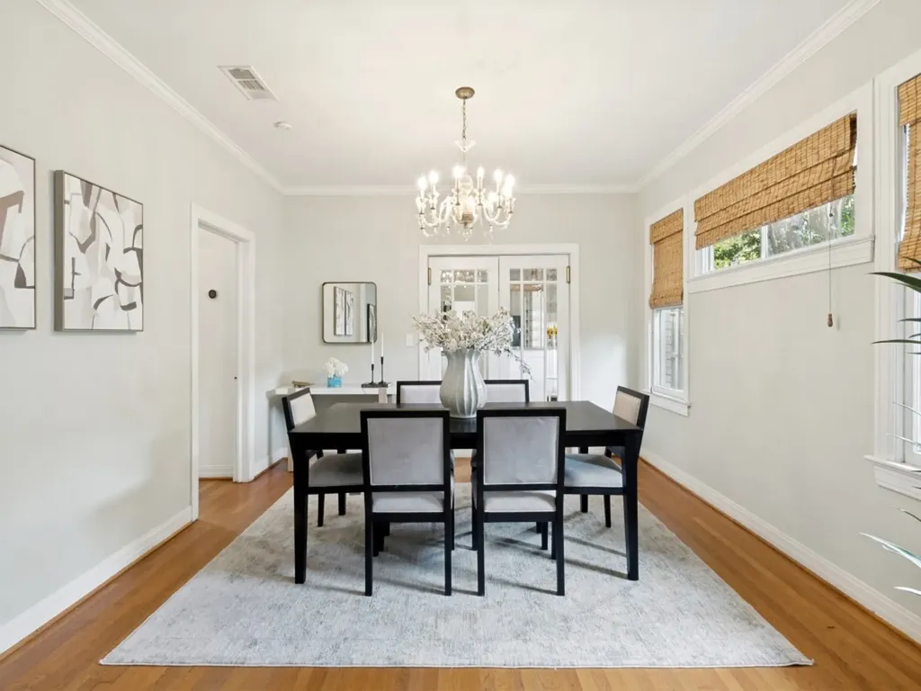 5712 Mercedes Avenue Dallas TX 75206