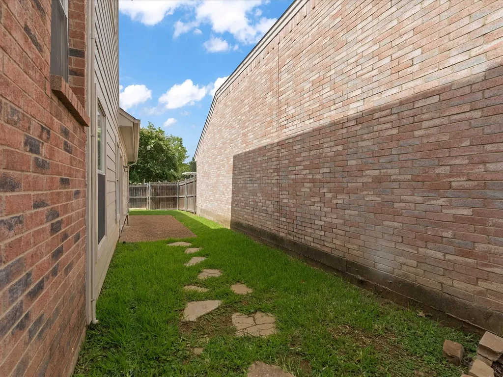 4113 Elmhill Drive Plano TX 75024