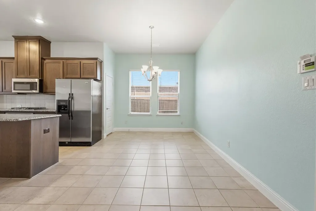 7304 Snyder Lane Arlington TX 76002