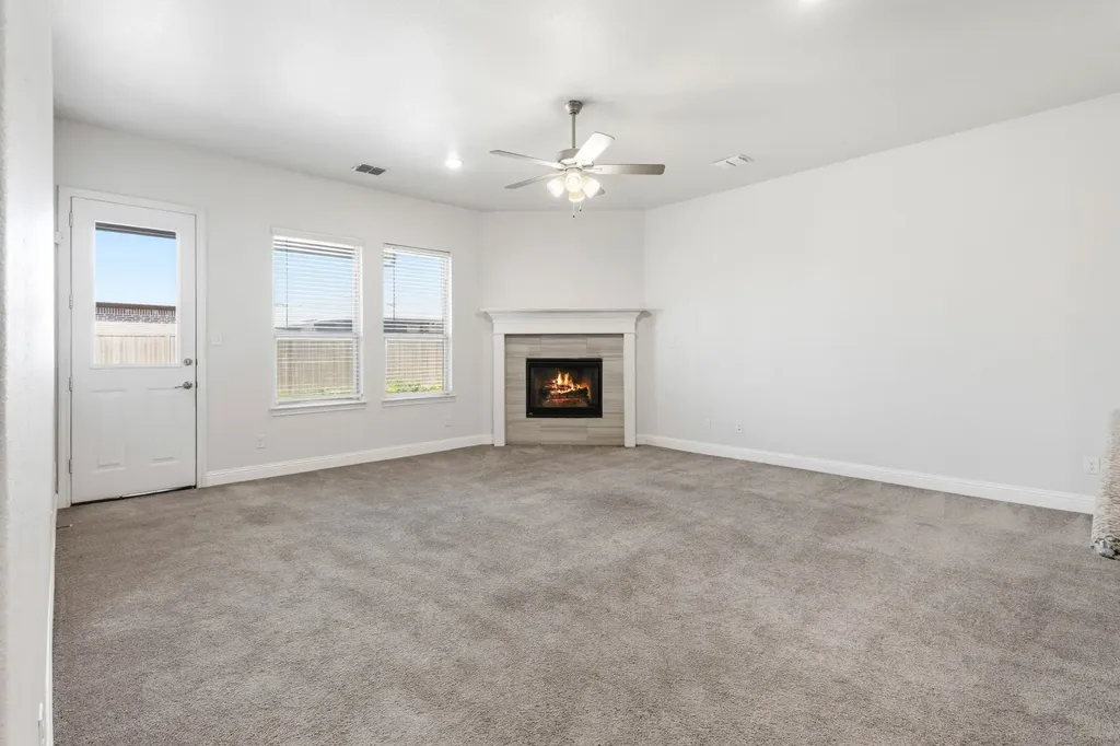 7304 Snyder Lane Arlington TX 76002