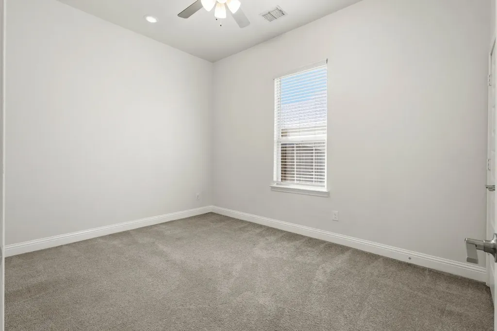 7304 Snyder Lane Arlington TX 76002