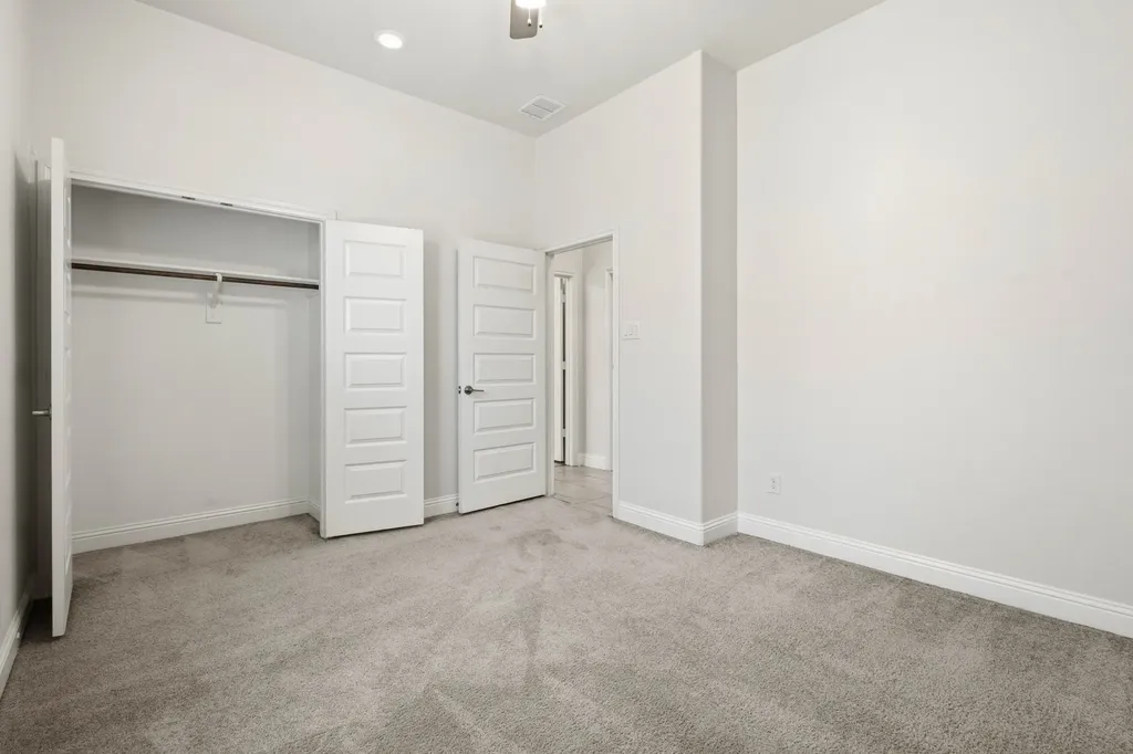 7304 Snyder Lane Arlington TX 76002