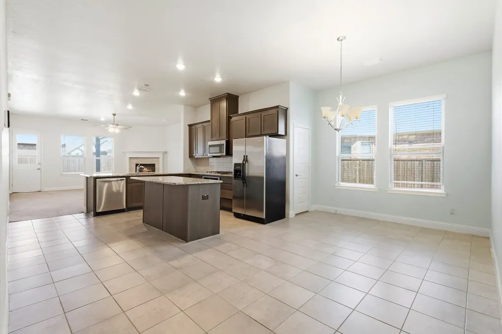 7304 Snyder Lane Arlington TX 76002