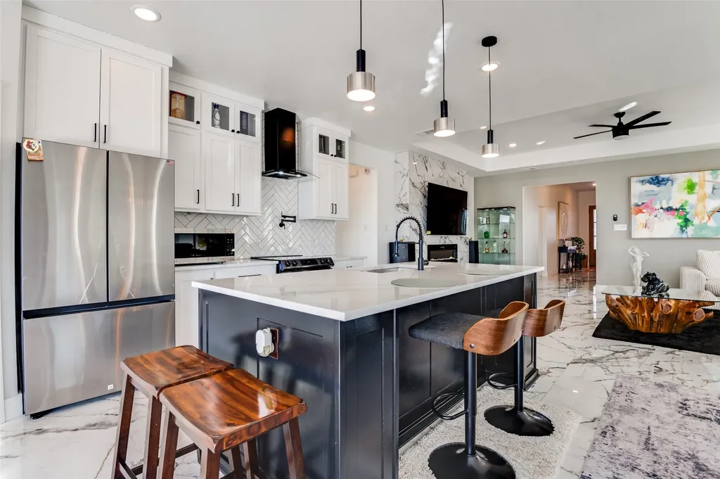 307 Highland Avenue Red Oak TX 75154