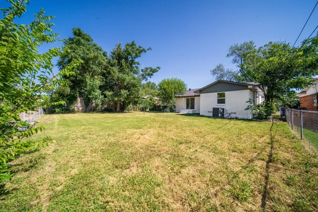 4518 Hanover Drive Garland TX 75042