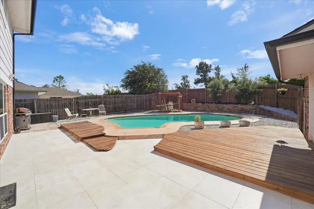 2310 Greenhill Drive Carrollton TX 75006