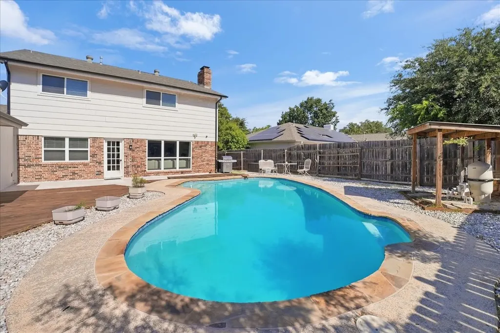2310 Greenhill Drive Carrollton TX 75006