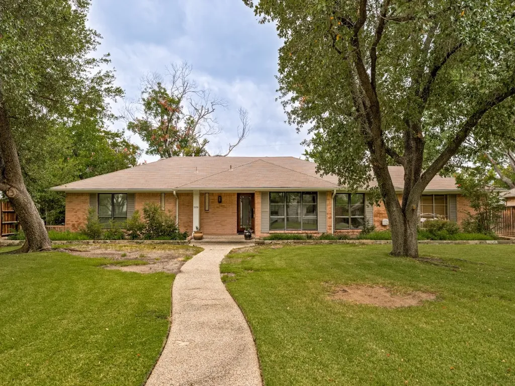 5938 Willow Lane Dallas TX 75230