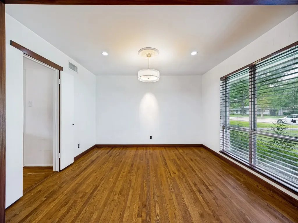 5938 Willow Lane Dallas TX 75230
