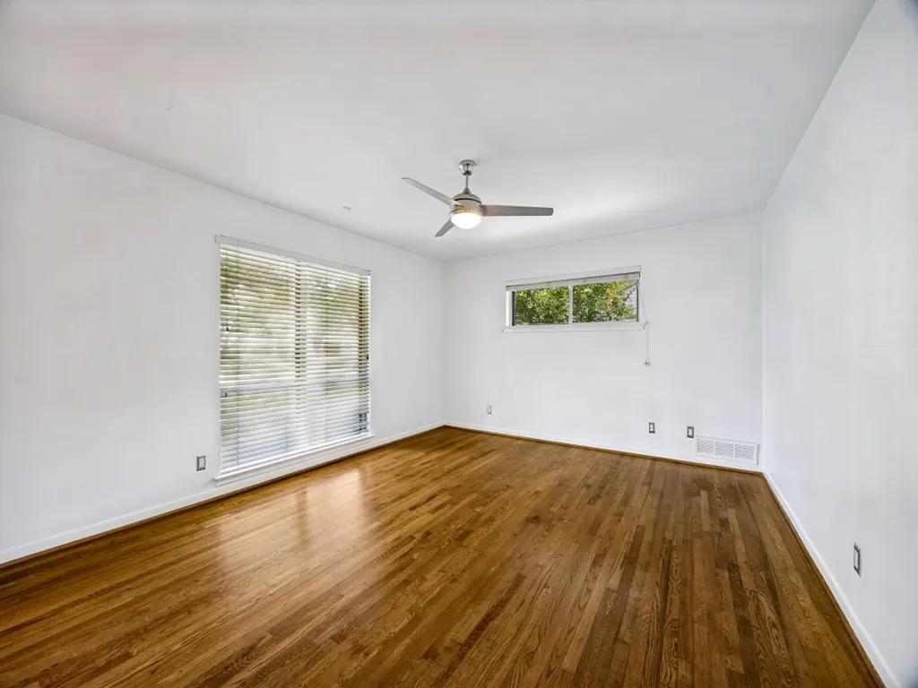 5938 Willow Lane Dallas TX 75230