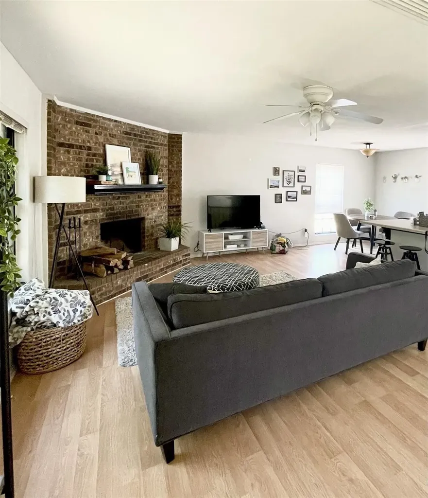 1816 Chestnut Court Flower Mound TX 75028