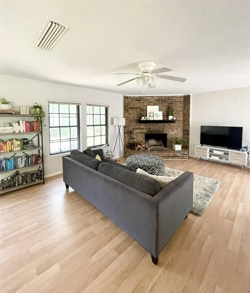 1816 Chestnut Court Flower Mound TX 75028