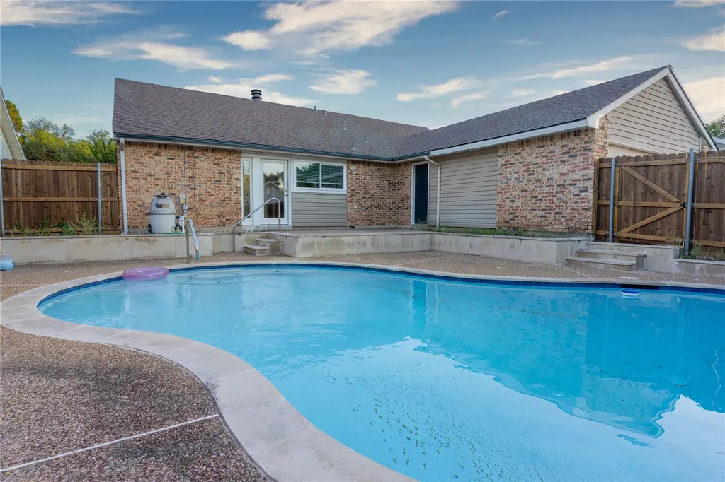 2804 Oxford Lane Flower Mound TX 75028