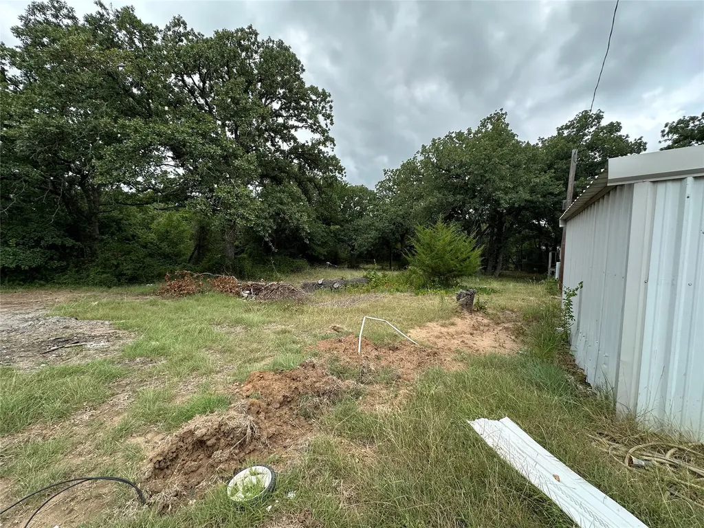176 Live Oak Road Springtown TX 76082