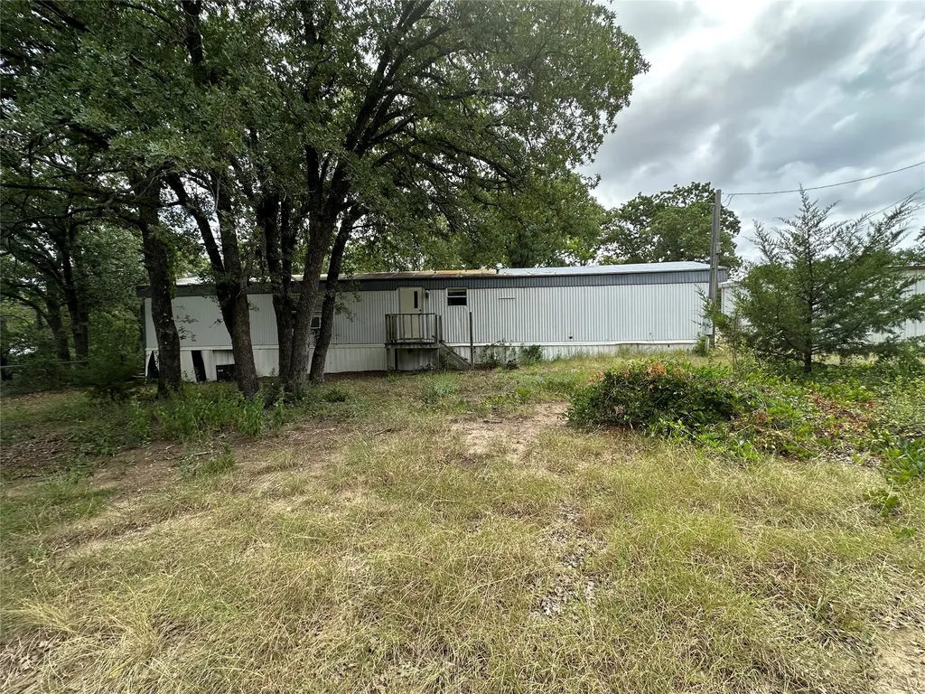176 Live Oak Road Springtown TX 76082