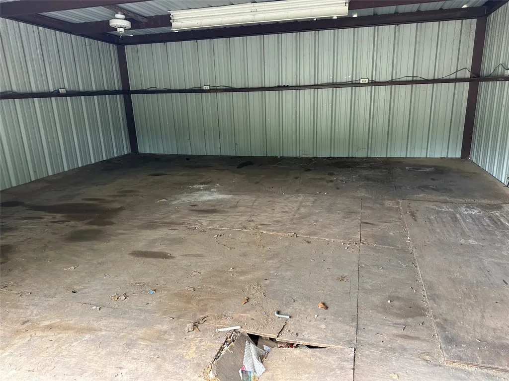 176 Live Oak Road Springtown TX 76082