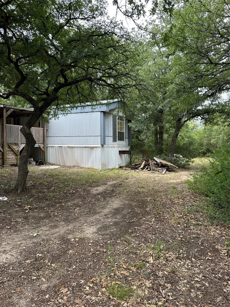 176 Live Oak Road Springtown TX 76082