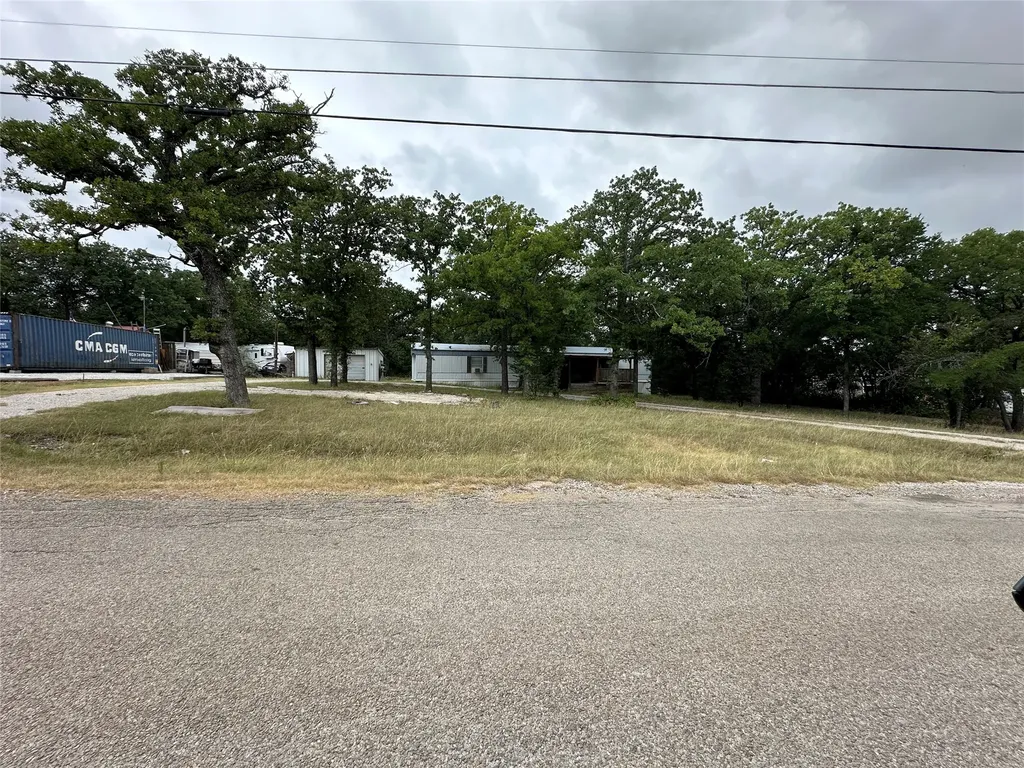 176 Live Oak Road Springtown TX 76082