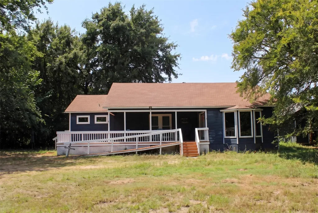 28300 County Road 2100 Kemp TX 75143