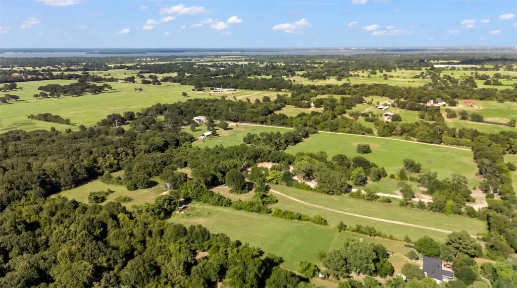 28300 County Road 2100 Kemp TX 75143
