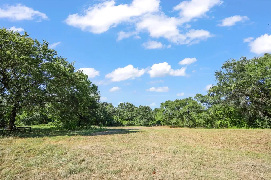 28300 County Road 2100 Kemp TX 75143