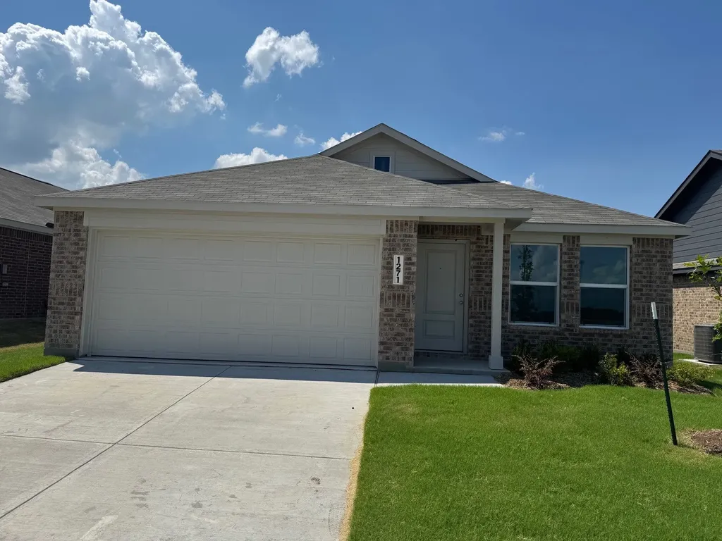 1271 Falcon Heights Forney TX 75126