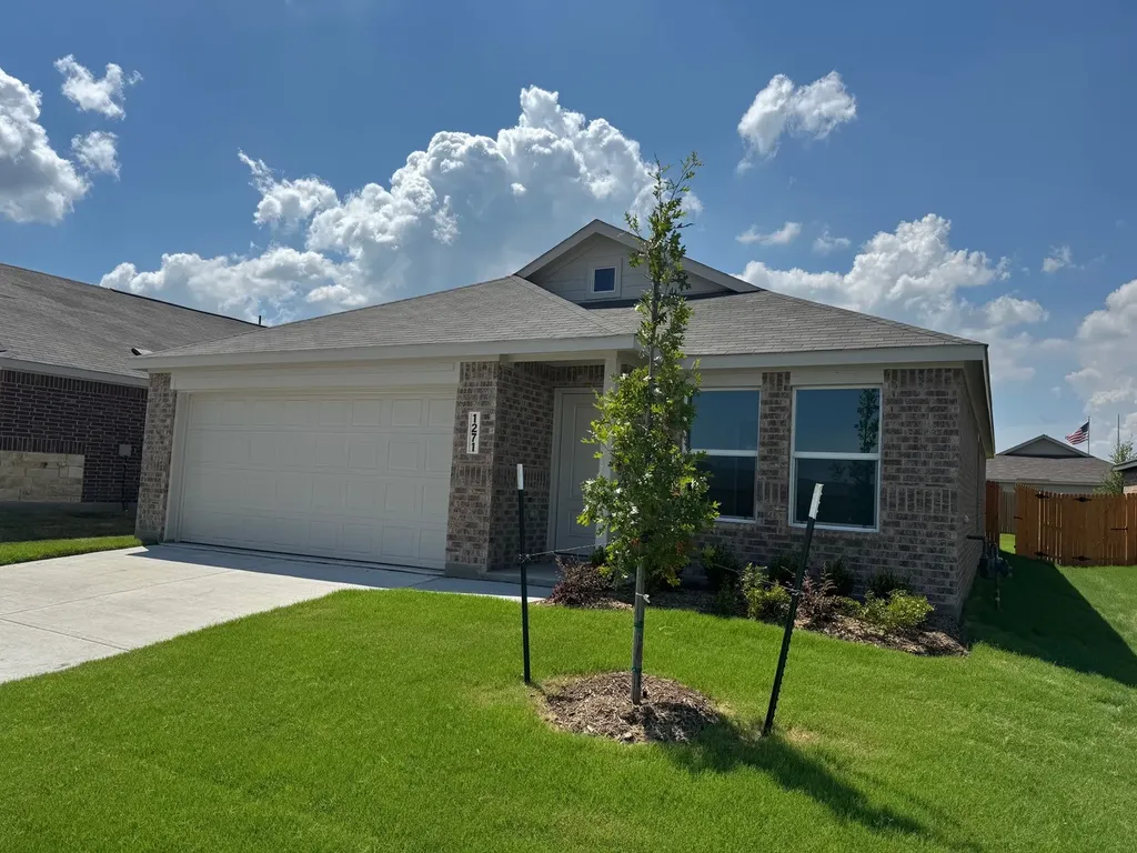 1271 Falcon Heights Forney TX 75126