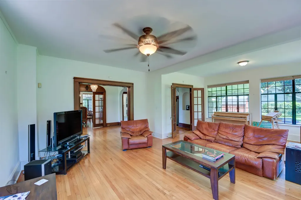 920 Ockley Drive Shreveport LA 71106