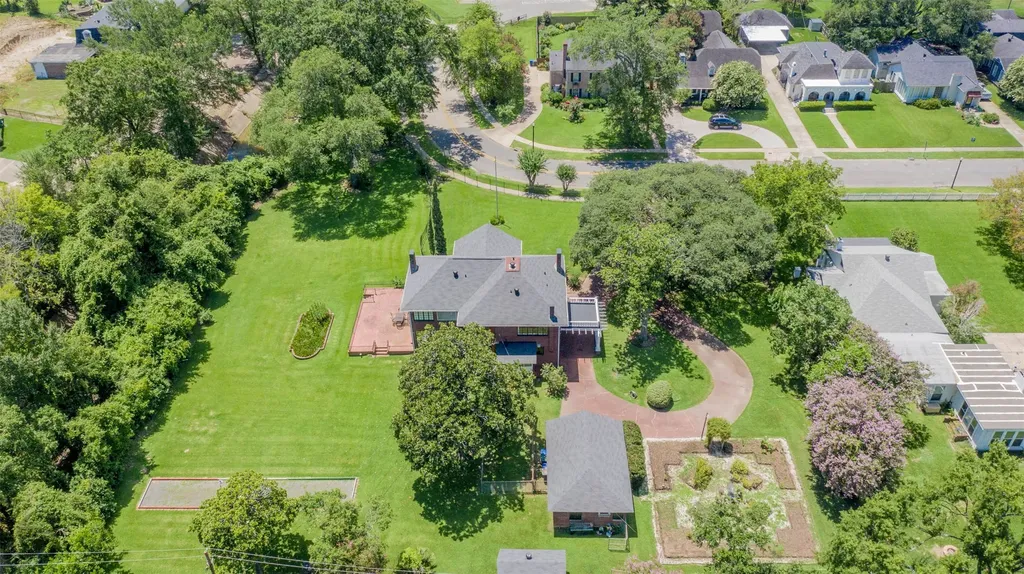 920 Ockley Drive Shreveport LA 71106