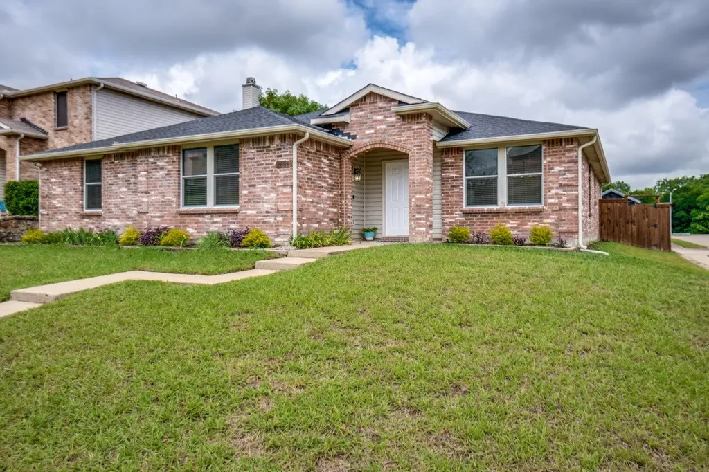 2656 Guadalupe Drive Mesquite TX 75181